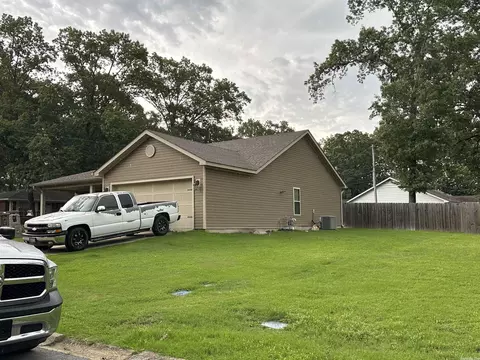 703 Edgemoor Ter, Benton, AR 72019 photo 3
