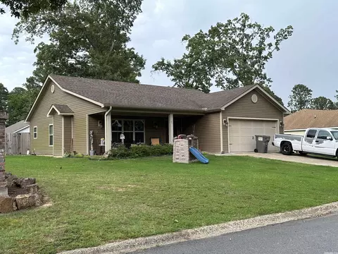 703 Edgemoor Ter, Benton, AR 72019 photo 1