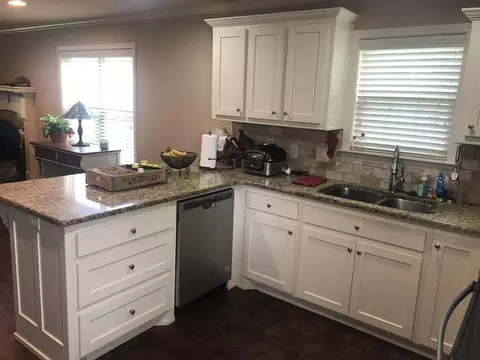 703 Edgemoor Ter, Benton, AR 72019 photo 10