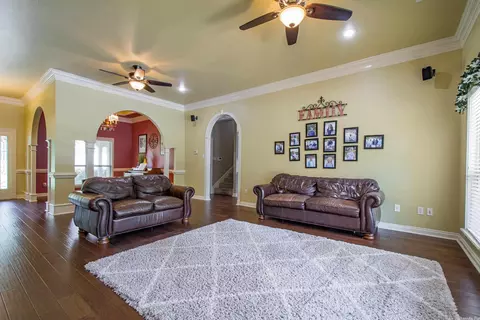 135 May Wood, Ward, AR 72176 photo 8