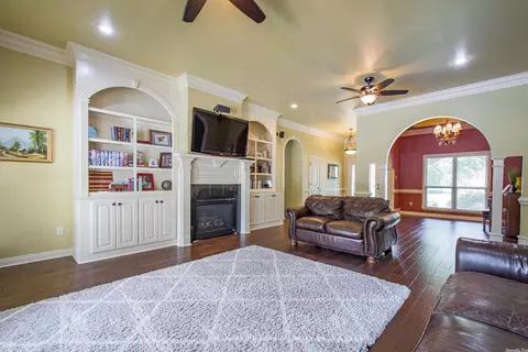 135 May Wood, Ward, AR 72176 photo 9