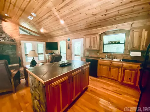 532 Lick Frk, Mountain View, AR 72560 photo 6