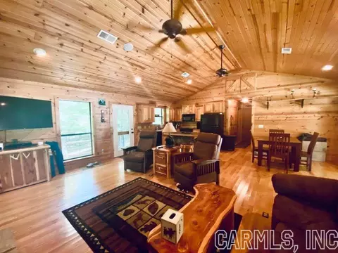 532 Lick Frk, Mountain View, AR 72560 photo 3