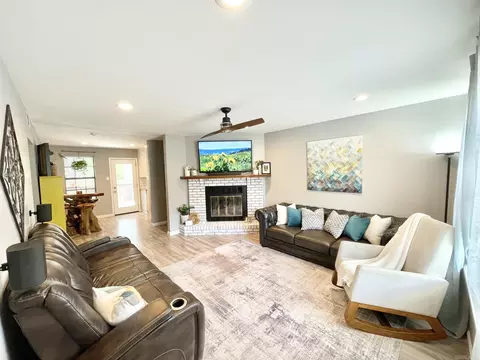 7 Oak Forest Loop, Maumelle, AR 72113 photo 3
