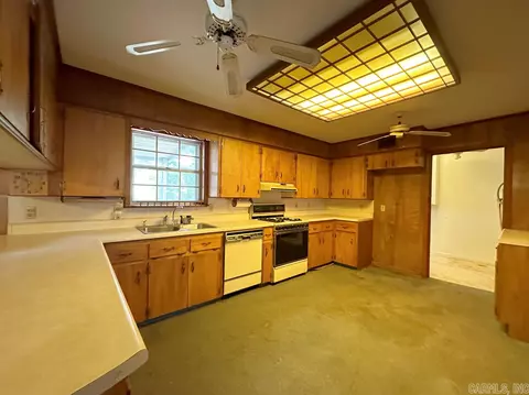 609 E Devon, Sherwood, AR 72120 photo 13