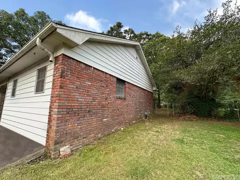 609 E Devon, Sherwood, AR 72120 photo 3