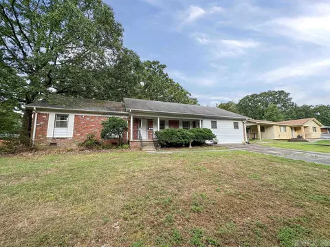 609 E Devon, Sherwood, AR 72120 photo 1