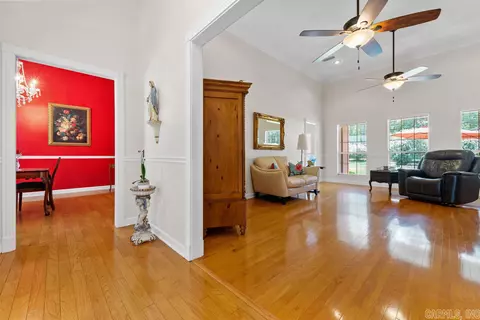 3055 Baxter Dr, Conway, AR 72034 photo 2