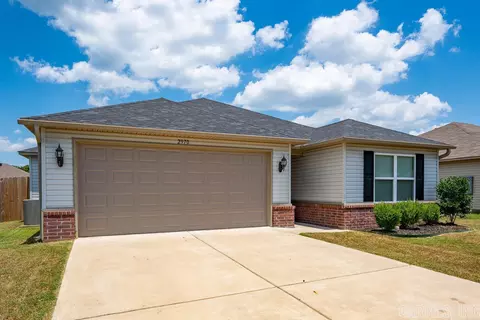 2970 Beechwood Dr, Conway, AR 72032 photo 1