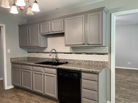 349 Meadowcreek, Haskell, AR 72015 photo 5