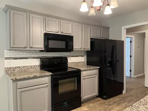 349 Meadowcreek, Haskell, AR 72015 photo 4