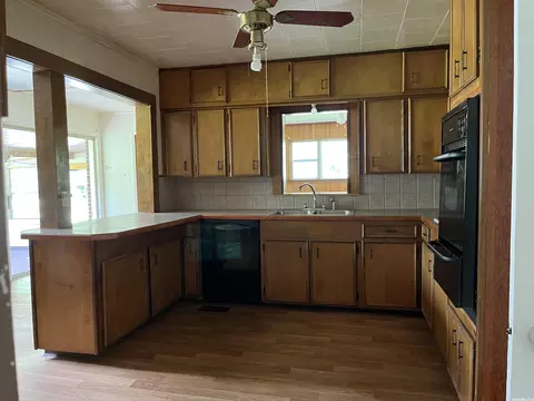 704 W Elm St, Haskell, AR 72015 photo 10