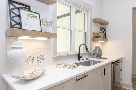 Kitchen - 116 Harmony Village Dr, Haskell, AR 72015 photo 6 of 6
