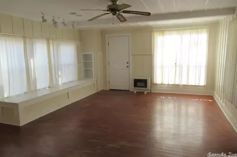 101 W College, Beebe, AR 72012 photo 9