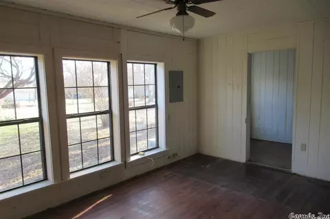 101 W College, Beebe, AR 72012 photo 6