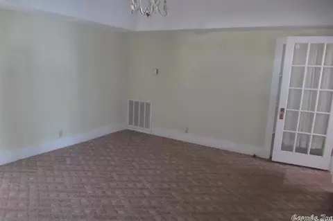 101 W College, Beebe, AR 72012 photo 11