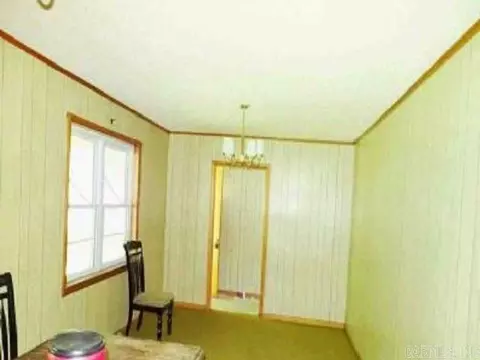 1105 Washington St, Waldron, AR 72958 photo 2