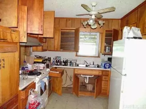 1105 Washington St, Waldron, AR 72958 photo 5