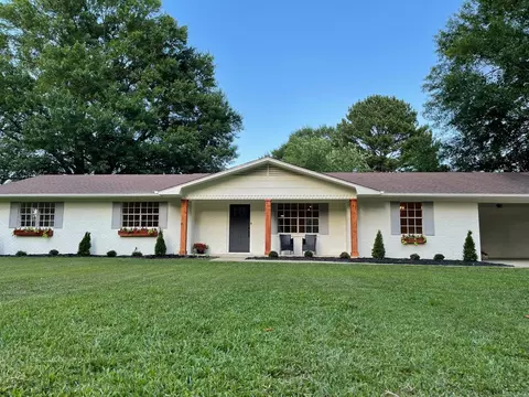 650 E German Ln, Conway, AR 72032 photo 2