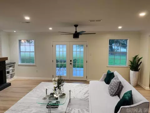 650 E German Ln, Conway, AR 72032 photo 13