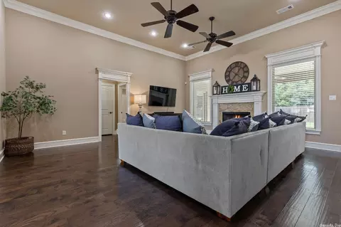 6591 Westminster Dr, Benton, AR 72019 photo 5