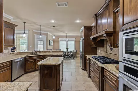 6591 Westminster Dr, Benton, AR 72019 photo 9