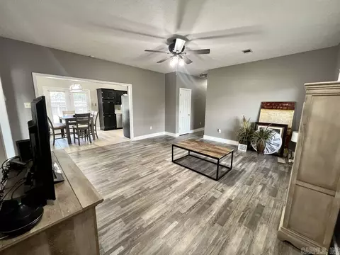 860 Granite Ln, Conway, AR 72034 photo 2