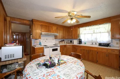 405 E Maple, Benton, AR 72015 photo 12