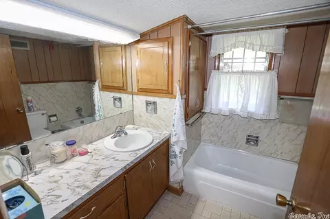 405 E Maple, Benton, AR 72015 photo 16