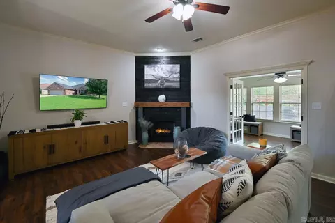 5366 Buckingham Pl, Bryant, AR 72022 photo 4