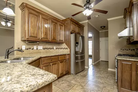 400 Grant Dr, Bryant, AR 72022 photo 17
