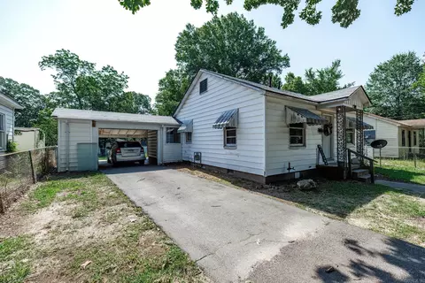 719 Division St, Malvern, AR 72104 photo 2