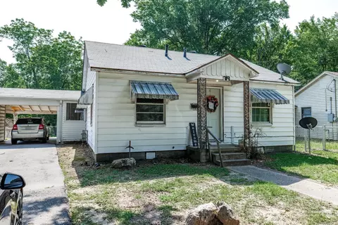719 Division St, Malvern, AR 72104 photo 1