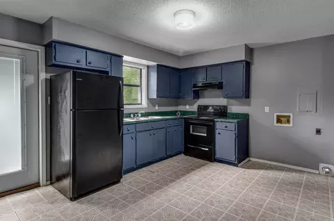 708 E Court St, Paragould, AR 72450 photo 4