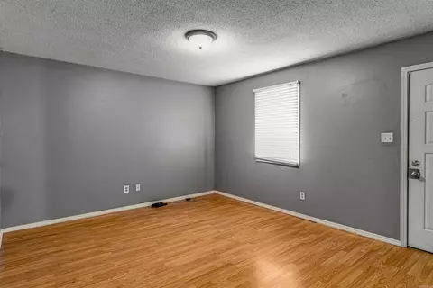 708 E Court St, Paragould, AR 72450 photo 3