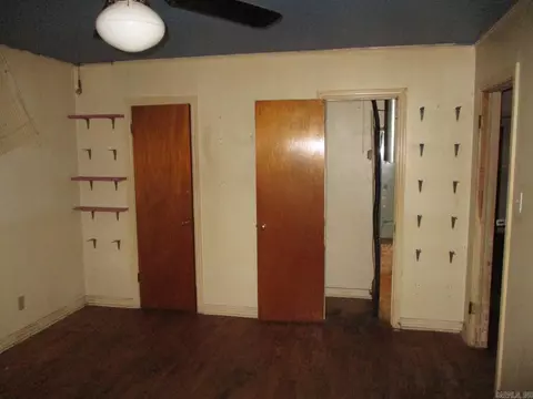 206 E Spring St, Ola, AR 72853 photo 8
