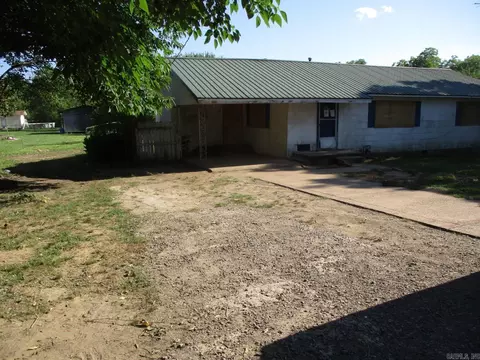 206 E Spring St, Ola, AR 72853 photo 1
