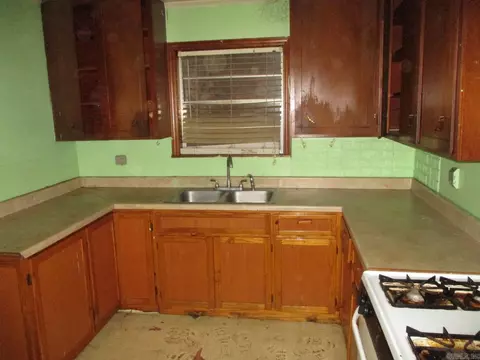 206 E Spring St, Ola, AR 72853 photo 10