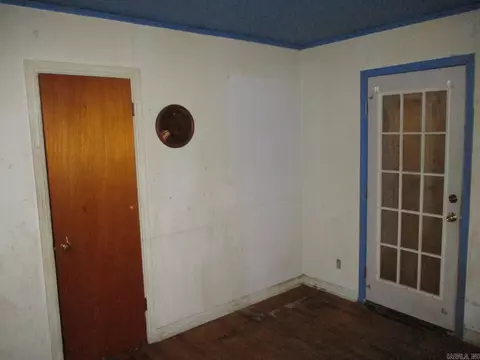 206 E Spring St, Ola, AR 72853 photo 9