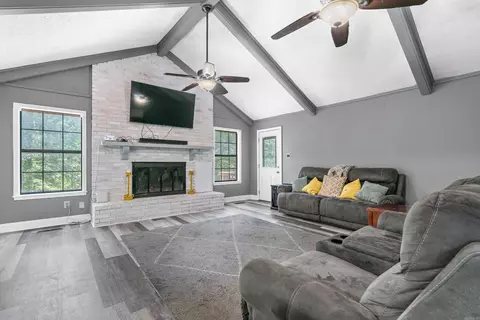 1705 Hidden Valley Dr, Benton, AR 72015 photo 4
