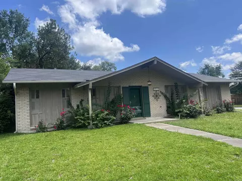 3911 Lincoln Grn, Pine Bluff, AR 71603 photo 1