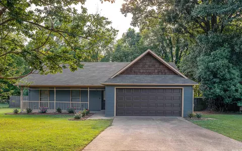 31 Carwin Dr, Benton, AR 72019 photo 1