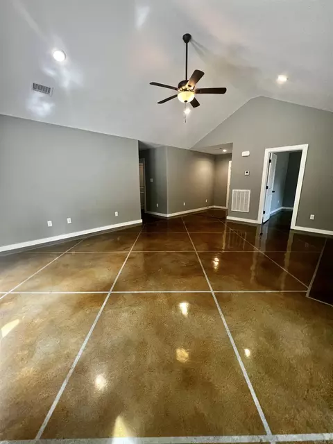 232 Iris St, Haskell, AR 72015 photo 6