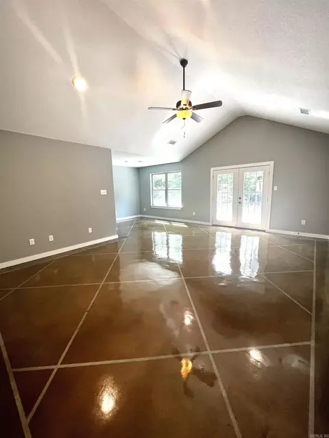 232 Iris St, Haskell, AR 72015 photo 3