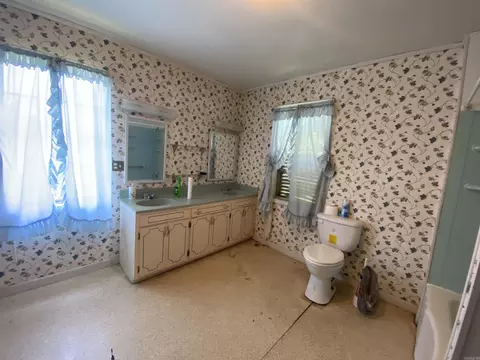 104 W 1st, Marked Tree, AR 72365 photo 8