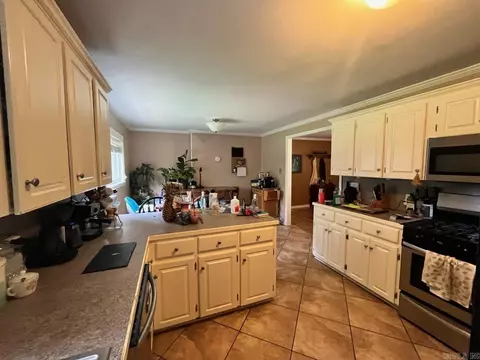703 SW Second, Bryant, AR 72022 photo 9
