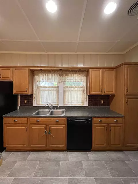 513 W Center St, Beebe, AR 72012 photo 28