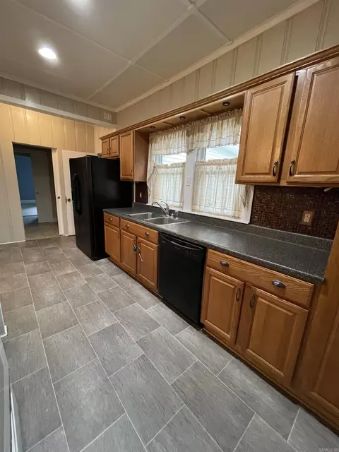 513 W Center St, Beebe, AR 72012 photo 29