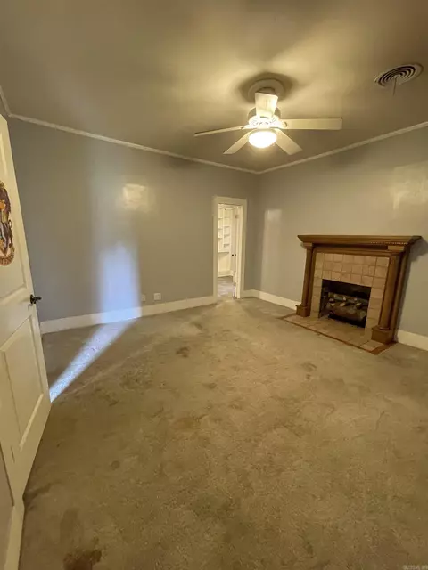 513 W Center St, Beebe, AR 72012 photo 9