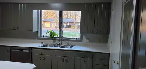 702 Golf View Dr, Pine Bluff, AR 71603 photo 38